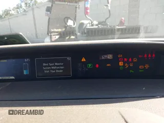 2020 Toyota Prius L Eco z VIN JTDKARFU9L3104882, wystawiony jako IAAI lot #41243035 z przebiegiem 29 013 mil mil oraz . Historia ofert i sprzedaży dostępna na DreamBid. Obrazek 7.