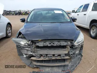 2018 Ford Focus SE with VIN 1FADP3F23JL203672, listed as a IAAI auction lot 41931723 with 110,784 mi miles. Bid and sale history available at carsss.com. Image 13.