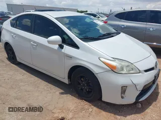 2014 Toyota Prius Four with VIN JTDKN3DU7E0362231, listed as a IAAI auction lot 42638192 with 208,512 mi miles and . Bid and sale history available at DreamBid. Image 1.