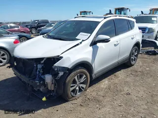 2017 Toyota RAV4 XLE with VIN JTMWFREV6HD095217, listed as a IAAI auction lot 41656469 with 166,737 mi miles. Bid and sale history available at carsss.com. Image 20.