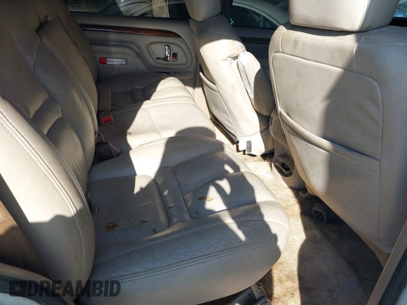 2000 Cadillac Escalade z VIN 1GYEK63R7YR226034, wystawiony jako IAAI lot #41224406 z przebiegiem 293 123 mil mil oraz . Historia ofert i sprzedaży dostępna na DreamBid. Obrazek 8.