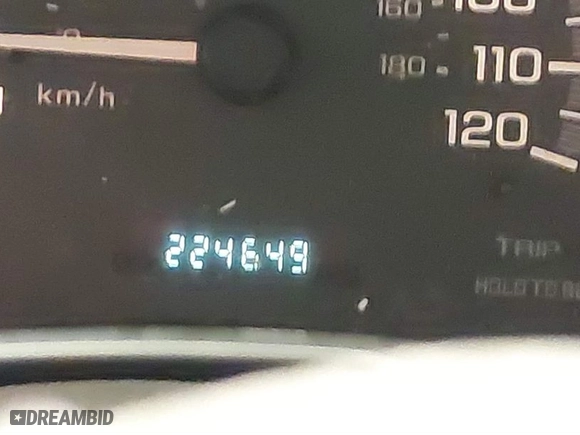2005 Chevrolet Classic with VIN 1G1ND52F75M170714, listed as a IAAI auction lot 41407129 with 224,649 mi miles. Bid and sale history available at carsss.com. Image 16.