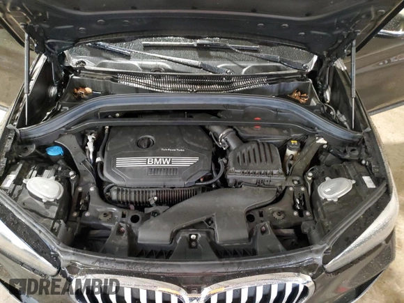 2020 BMW X1 xDrive28i с VIN WBXJG9C09L5P27471, выставлен на аукционе Copart как лот 56573215 с пробегом 56 594 миль миль и Списание • Salvage title. История ставок и продаж доступна на DreamBid. Изображение 12.