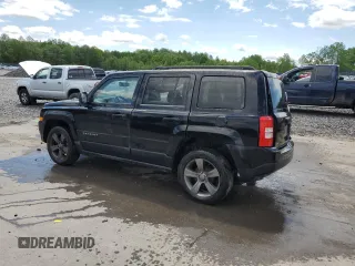 2014 Jeep Patriot Latitude z VIN 1C4NJPFA8ED679463, wystawiony jako Copart lot #57115775 z przebiegiem 183 218 mil mil oraz Szkoda całkowita • Salvage title. Historia ofert i sprzedaży dostępna na DreamBid. Obrazek 2.