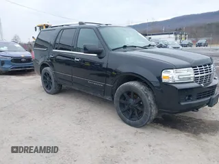 2012 Lincoln Navigator z VIN 5LMJJ2J50CEL04050, wystawiony jako IAAI lot #41659496 z przebiegiem 177 120 mil mil oraz . Historia ofert i sprzedaży dostępna na DreamBid. Obrazek 1.