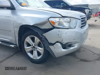 2010 Toyota Highlander Limited с VIN JTEYK3EH8A2097494, выставлен на аукционе IAAI как лот 41516578 с пробегом 216 077 миль миль и . История ставок и продаж доступна на DreamBid. Изображение 6.