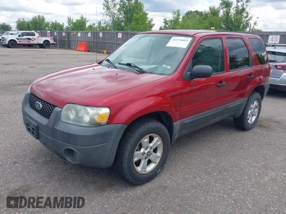 2005 Ford Escape XLT с VIN 1FMCU93185KB25796, выставлен на аукционе IAAI как лот 42374603 с пробегом 248 276 миль миль и . История ставок и продаж доступна на DreamBid. Изображение 2.