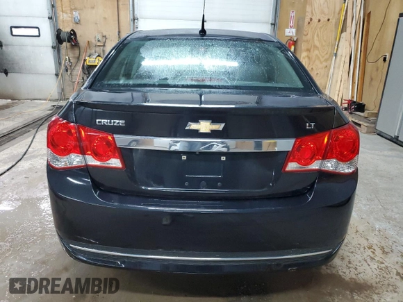 2014 Chevrolet Cruze 2LT z VIN 1G1PE5SB0E7408047, wystawiony jako Copart lot #54370725 z przebiegiem 118 774 mil mil oraz Czysty tytuł • Clean title. Historia ofert i sprzedaży dostępna na DreamBid. Obrazek 6.