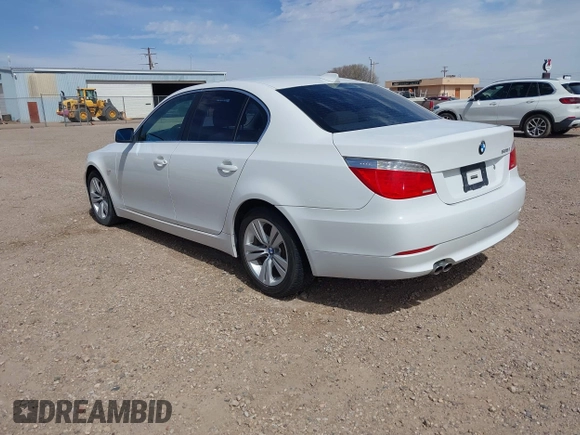 2009 BMW 5 Series 528i with VIN WBANU53549C117877, listed as a IAAI auction lot 41799090 with 191,675 mi miles and . Bid and sale history available at carsss.com. Image 3.