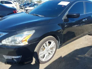2013 Nissan Altima SV with VIN 1N4BL3APXDN442182, listed as a IAAI auction lot 41840904 with 113,032 mi miles and . Bid and sale history available at DreamBid. Image 6.