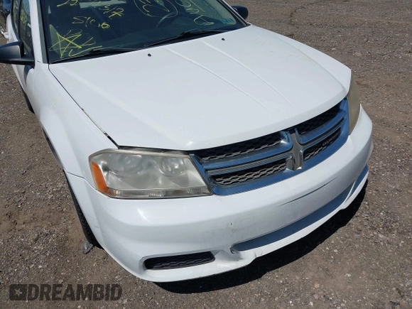 2013 Dodge Avenger SE with VIN 1C3CDZABXDN551796, listed as a IAAI auction lot 42142302 with 999,999 mi miles. Bid and sale history available at carsss.com. Image 6.
