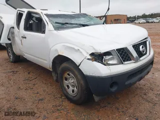 2007 Nissan Frontier XE with VIN 1N6BD06T47C451100, listed as a IAAI auction lot 41525551 with 203,428 mi miles. Bid and sale history available at carsss.com. Image 1.