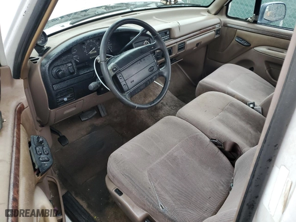 1996 Ford F-150 Special with VIN 1FTEF15N2TLA92455, listed as a Copart auction lot 42036985 with 322204 miles and Salvage Title. Bid and sale history available at carsss.com. Image 8.
