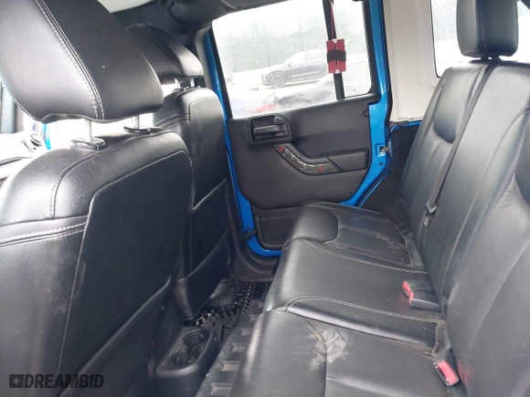 2016 Jeep Wrangler Unlimited Rubicon with VIN 1C4BJWFG2GL192074, listed as a IAAI auction lot 41598861 with 70,000 mi miles. Bid and sale history available at carsss.com. Image 8.