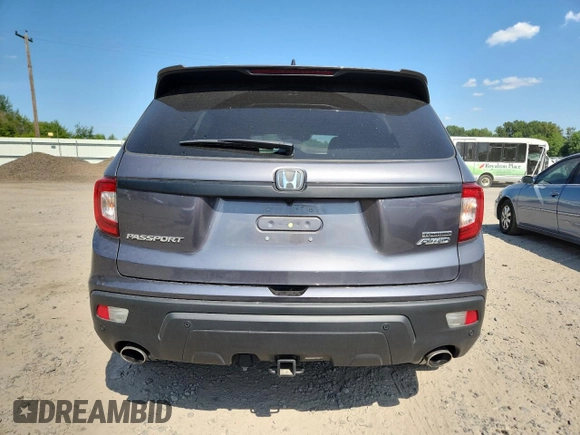 2019 Honda Passport Touring с VIN 5FNYF8H93KB018614, выставлен на аукционе Copart как лот 60884775 с пробегом 22 809 миль миль и Списание • Salvage title. История ставок и продаж доступна на DreamBid. Изображение 6.