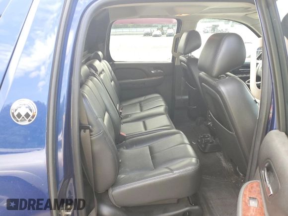 2013 Chevrolet Avalanche LT with VIN 3GNMCFE05DG160033, listed as a Copart auction lot 52668094 with 210,576 mi miles and Salvage Title. Bid and sale history available at DreamBid. Image 11.