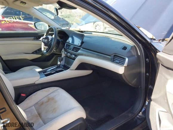 2018 Honda Accord Sedan LX 1.5T with VIN 1HGCV1F19JA226166, listed as a IAAI auction lot 41662603 with 77,157 mi miles. Bid and sale history available at carsss.com. Image 5.