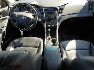 2013 Hyundai Sonata SE with VIN 5NPEC4AC5DH601281, listed as a Copart auction lot 52199605 with 266,043 mi miles and Clean Title. Bid and sale history available at carsss.com. Image 8.