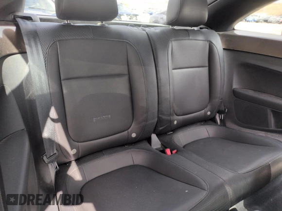 2013 Volkswagen Beetle with VIN 3VWHX7AT8DM603424, listed as a Copart auction lot 51019185 with 136,196 mi miles and Salvage Title. Bid and sale history available at DreamBid. Image 10.