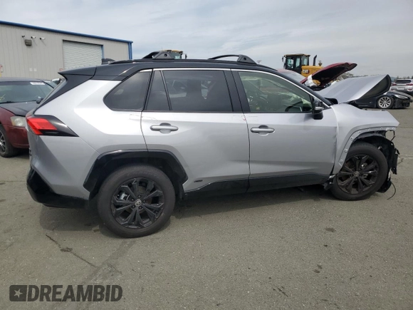 2024 Toyota RAV4 Hybrid XSE with VIN JTME6RFV1RD563804, listed as a Copart auction lot 48415275 with 4,079 mi miles and Salvage Title. Bid and sale history available at DreamBid. Image 3.