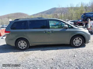 2012 Toyota Sienna XLE AAS with VIN 5TDYK3DC4CS270174, listed as a IAAI auction lot 41961016 with 342,373 mi miles. Bid and sale history available at carsss.com. Image 13.