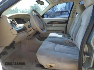 2006 Mercury Grand Marquis GS Convenience z VIN 2MEFM74W16X647926, wystawiony jako Copart lot #48807805 z przebiegiem 151 140 mil mil oraz Szkoda całkowita • Salvage title. Historia ofert i sprzedaży dostępna na DreamBid. Obrazek 7.