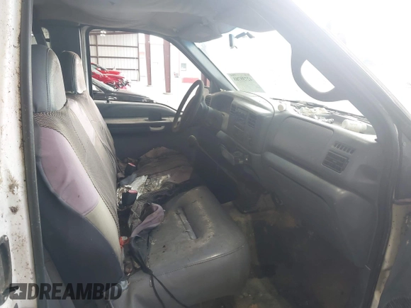 1999 Ford F-250 XL with VIN 1FTNX20L0XEC02440, listed as a IAAI auction lot 42739788 with 247,489 mi miles and . Bid and sale history available at DreamBid. Image 5.