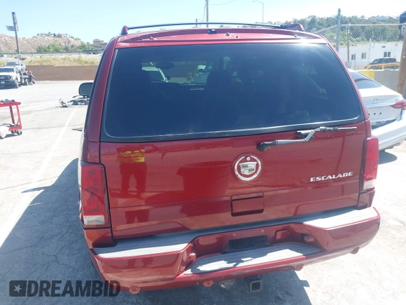 2003 Cadillac Escalade с VIN 1GYEC63T63R223370, выставлен на аукционе IAAI как лот 42475019 с пробегом 130 350 миль миль и . История ставок и продаж доступна на DreamBid. Изображение 16.