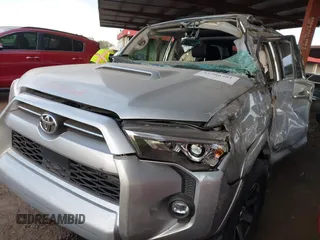 2022 Toyota 4Runner TRD Off Road Premium with VIN JTERU5JR4N6071868, listed as a IAAI auction lot 41500381 with 79,302 mi miles and . Bid and sale history available at DreamBid. Image 16.
