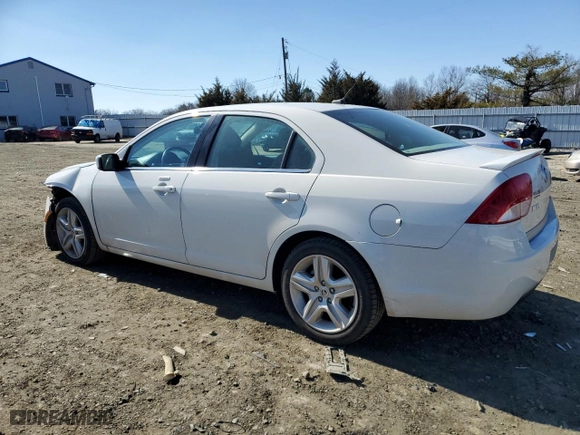 2010 Mercury Milan with VIN 3MEHM0HA4AR665746, listed as a Copart auction lot 47344825 with 10,404 mi miles and Salvage Title. Bid and sale history available at carsss.com. Image 2.