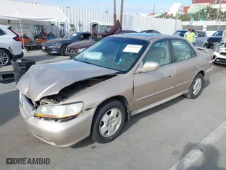 2002 Honda Accord Sdn EX w/Leather with VIN 1HGCG16582A016320, listed as a IAAI auction lot 41905914 with 97,370 mi miles. Bid and sale history available at carsss.com. Image 17.