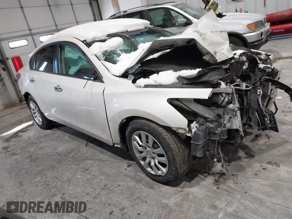 2015 Nissan Altima 2.5 S with VIN 1N4AL3AP6FN378690, listed as a IAAI auction lot 41612014 with 124,680 mi miles. Bid and sale history available at carsss.com. Image 1.
