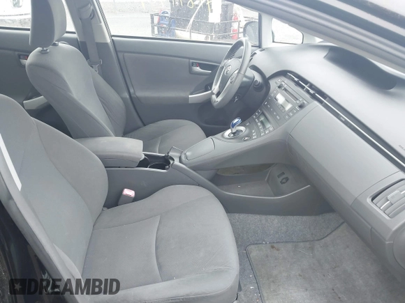 2011 Toyota Prius I with VIN JTDKN3DU6B5343653, listed as a IAAI auction lot 41849401 with 190,617 mi miles. Bid and sale history available at carsss.com. Image 5.