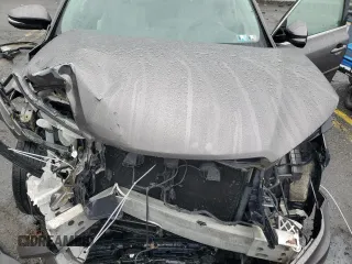 2017 Toyota Highlander XLE z VIN 5TDJZRFH0HS473742, wystawiony jako Copart lot #57229765 z przebiegiem 81 014 mil mil oraz Szkoda całkowita • Salvage title. Historia ofert i sprzedaży dostępna na DreamBid. Obrazek 11.
