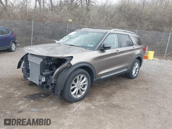 2021 Ford Explorer Limited with VIN 1FMSK8FH0MGA11135, listed as a IAAI auction lot 41912169 with 10,260 mi miles. Bid and sale history available at carsss.com. Image 17.