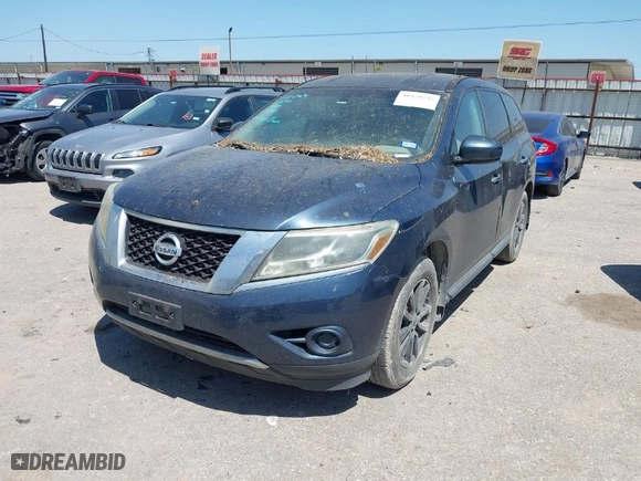 2014 Nissan Pathfinder SV with VIN 5N1AR2MN9EC734889, listed as a IAAI auction lot 41979235 with 140,886 mi miles. Bid and sale history available at carsss.com. Image 2.