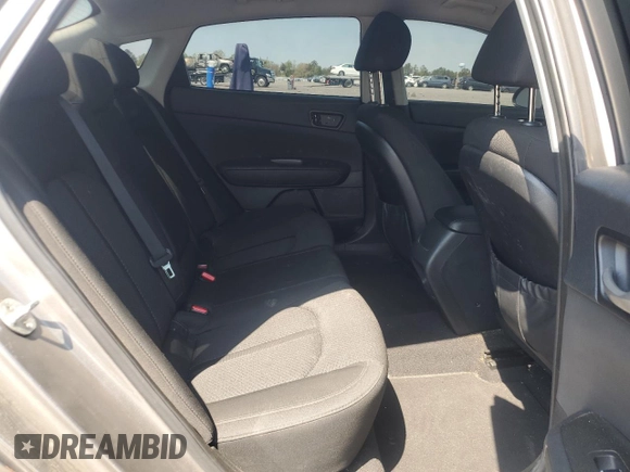 2016 Kia Optima LX with VIN 5XXGT4L3XGG105057, listed as a Copart auction lot 53093695 with 205,740 mi miles and Clean Title. Bid and sale history available at carsss.com. Image 10.