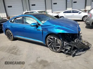 2023 Volkswagen Arteon SEL Premium R-Line z VIN WVWTR7AN8PE002467, wystawiony jako Copart lot #72014284 z przebiegiem Nie podano mil oraz Szkoda całkowita • Salvage title. Historia ofert i sprzedaży dostępna na DreamBid. Obrazek 4.