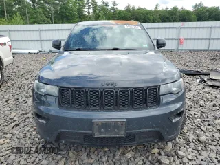 2017 Jeep Grand Cherokee Altitude z VIN 1C4RJFAG9HC786670, wystawiony jako Copart lot #58007254 z przebiegiem 117 638 mil mil oraz Szkoda całkowita • Salvage title. Historia ofert i sprzedaży dostępna na DreamBid. Obrazek 5.