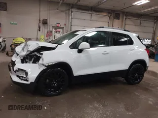 2022 Chevrolet Trax LT z VIN KL7CJPSM0NB537074, wystawiony jako IAAI lot #41843390 z przebiegiem 74 100 mil mil oraz . Historia ofert i sprzedaży dostępna na DreamBid. Obrazek 14.