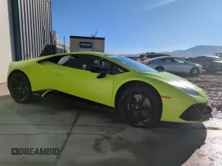 2023 Lamborghini Huracan z VIN ZHWUF4ZFXPLA22265, wystawiony jako Copart lot #66703944 z przebiegiem 1816 mil mil oraz Szkody całkowita. Historia ofert i sprzedaży dostępna na DreamBid. Obrazek 4.