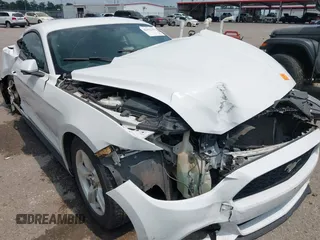 2017 Ford Mustang V6 с VIN 1FA6P8AM4H5289474, выставлен на аукционе IAAI как лот 42412302 с пробегом Не указан миль и . История ставок и продаж доступна на DreamBid. Изображение 6.