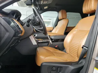 2017 Land Rover Discovery HSE Luxury with VIN SALRHBBV7HA032639, listed as a Copart auction lot 56490415 with 89,257 mi miles and Clean Title. Bid and sale history available at DreamBid. Image 7.