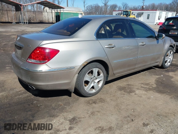 2008 Acura RL with VIN JH4KB16558C002220, listed as a IAAI auction lot 41752374 with 165,920 mi miles and . Bid and sale history available at DreamBid. Image 4.
