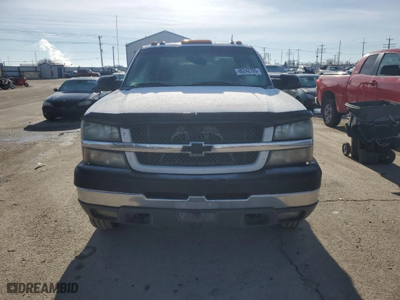 2003 Chevrolet Silverado 3500 LT with VIN 1GCJK33153F252378, listed as a Copart auction lot 46242705 with 251,903 mi miles and Salvage Title. Bid and sale history available at carsss.com. Image 5.