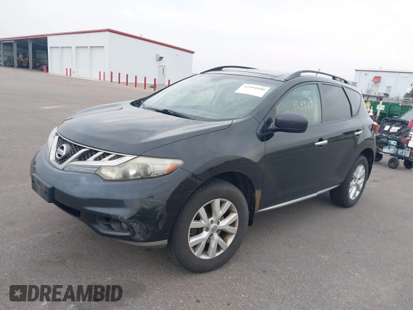 2011 Nissan Murano S z VIN JN8AZ1MW3BW179721, wystawiony jako IAAI lot #42491680 z przebiegiem 170 485 mil mil oraz . Historia ofert i sprzedaży dostępna na DreamBid. Obrazek 2.