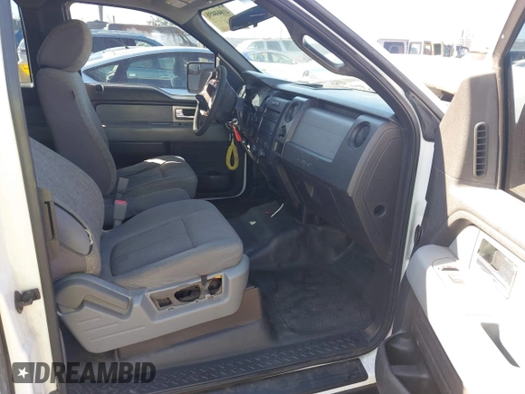 2011 Ford F-150 XL with VIN 1FTFX1EF3BFC28468, listed as a IAAI auction lot 41817055 with 128,359 mi miles. Bid and sale history available at carsss.com. Image 5.