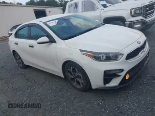 2021 Kia Forte LXS с VIN 3KPF24AD0ME349220, выставлен на аукционе IAAI как лот 42339184 с пробегом 84 052 миль миль и . История ставок и продаж доступна на DreamBid. Изображение 1.