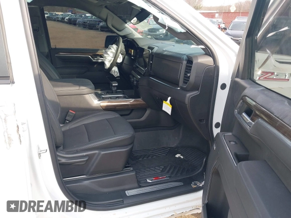 2025 Chevrolet Silverado 1500 with VIN 2GCUKEED4S1135834, listed as a IAAI auction lot 41781473 with 1,078 mi miles and . Bid and sale history available at DreamBid. Image 5.