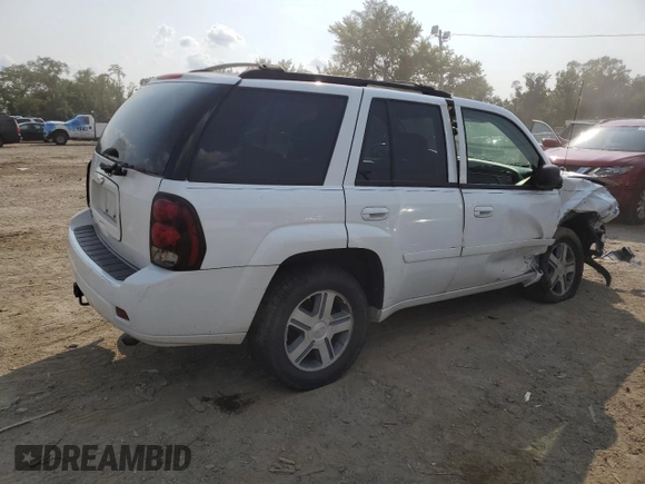 2006 Chevrolet TrailBlazer LS with VIN 1GNDT13S562163288, listed as a Copart auction lot 67827834 with Not Provided miles and Salvage Title. Bid and sale history available at DreamBid. Image 3.